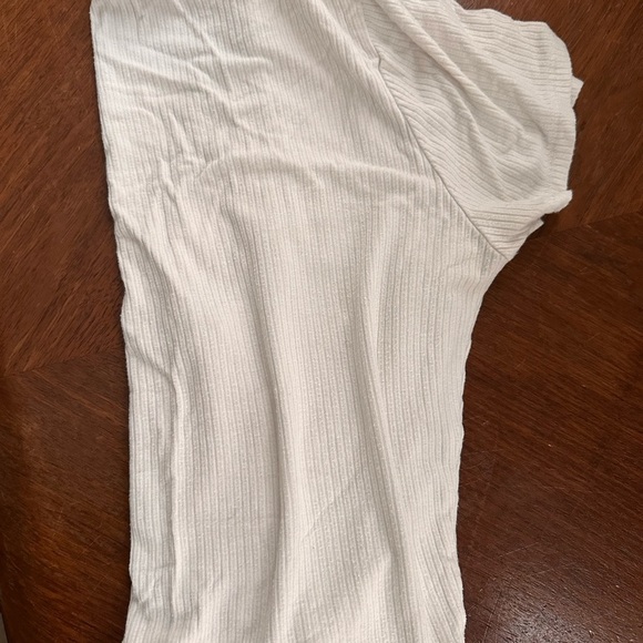 Bozzolo Cream Ribbed V-Neck Top - Picture 3 of 3